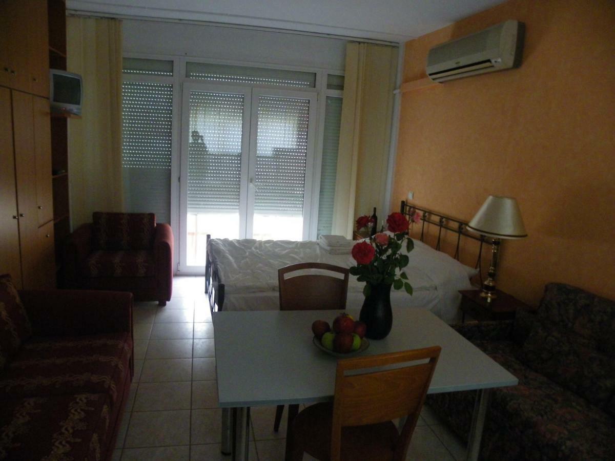 Areti Central Apartment Anabolu Dış mekan fotoğraf