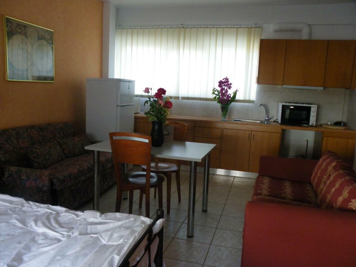 Areti Central Apartment Anabolu Dış mekan fotoğraf